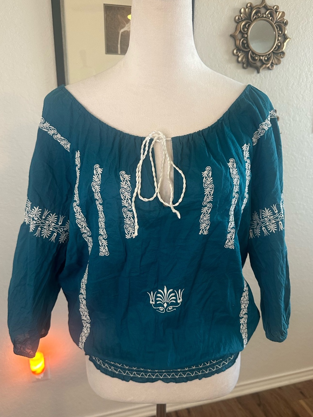 Banana Republic Teal Embroidered Peasant Top Sz M